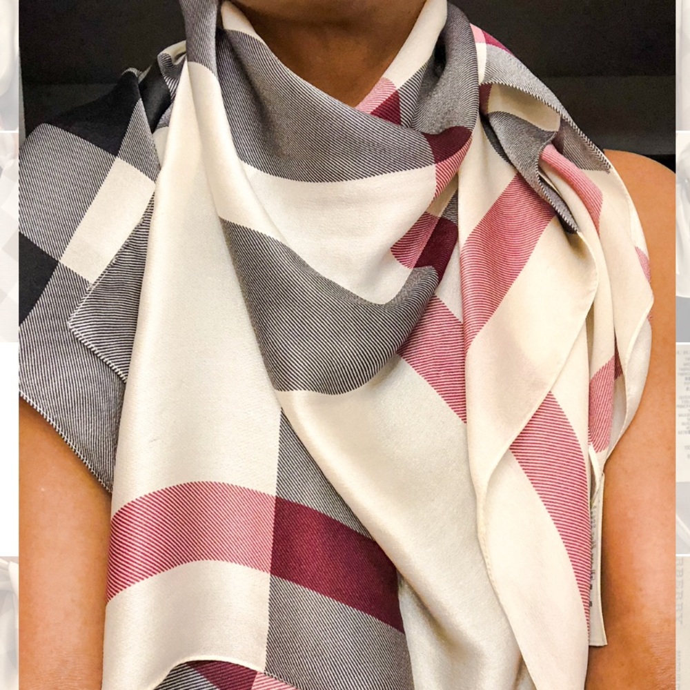 Classic check Mulberry silk oblong Scarf / Shawl